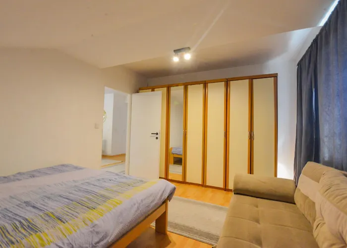 Elite Premium アパート *